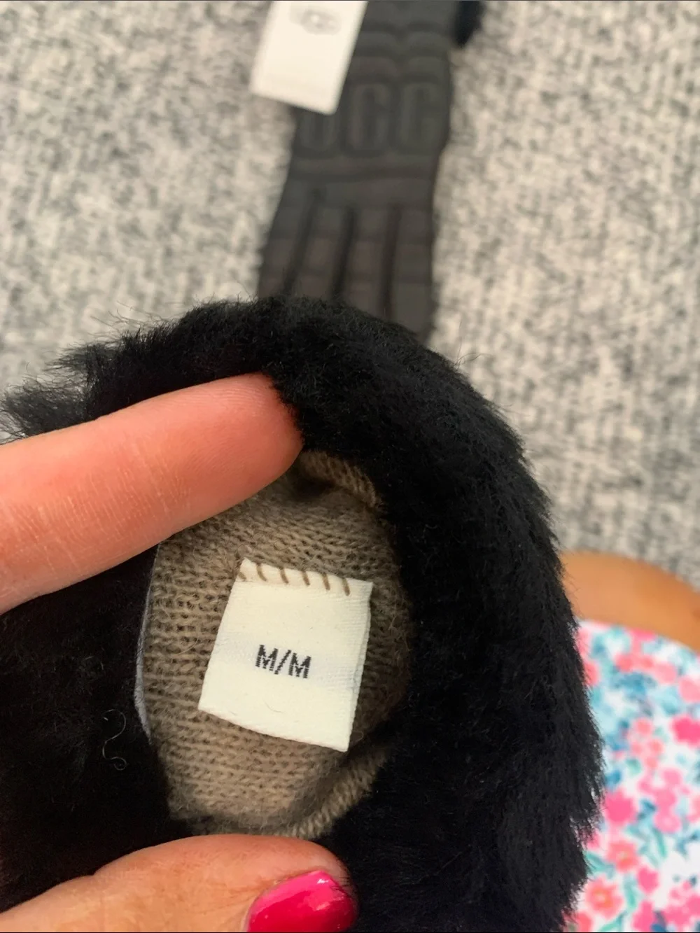 NWT UGG Black Quilted Leather Gloves with Shearling Cuff